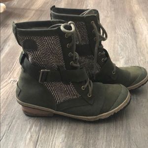 Sorel duck boots